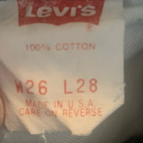 Levi’s AUTHORIZED VINTAGE NWT Denim Shorts, Size 26 - Picture 7 of 9